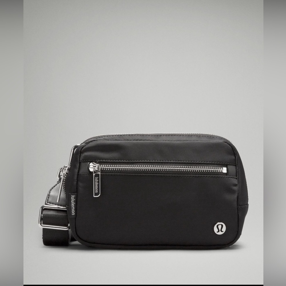 🆕 LULULEMON Everywhere Belt Bag Convertible 1.5L - NWT